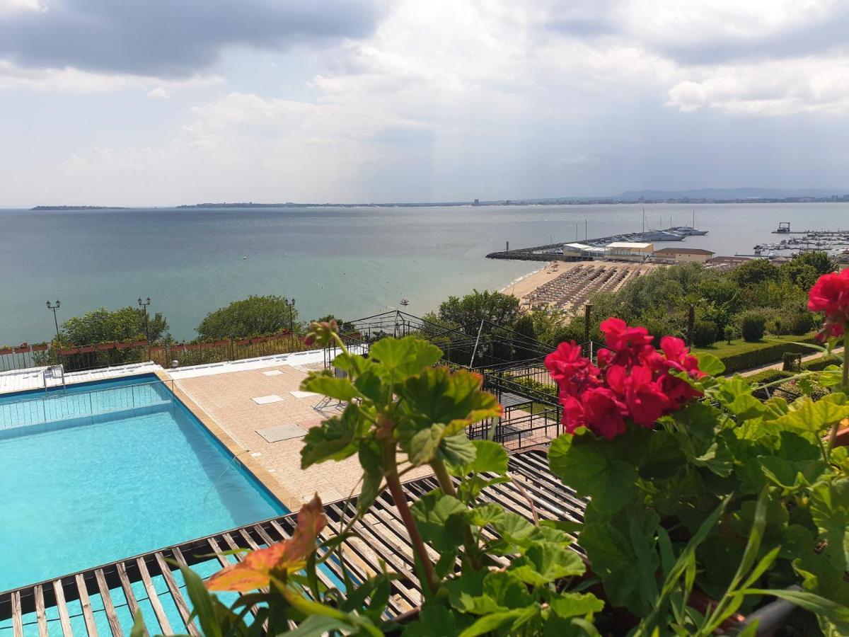 Dolce Vita Apart Complex Aparthotel Sveti Vlas Esterno foto