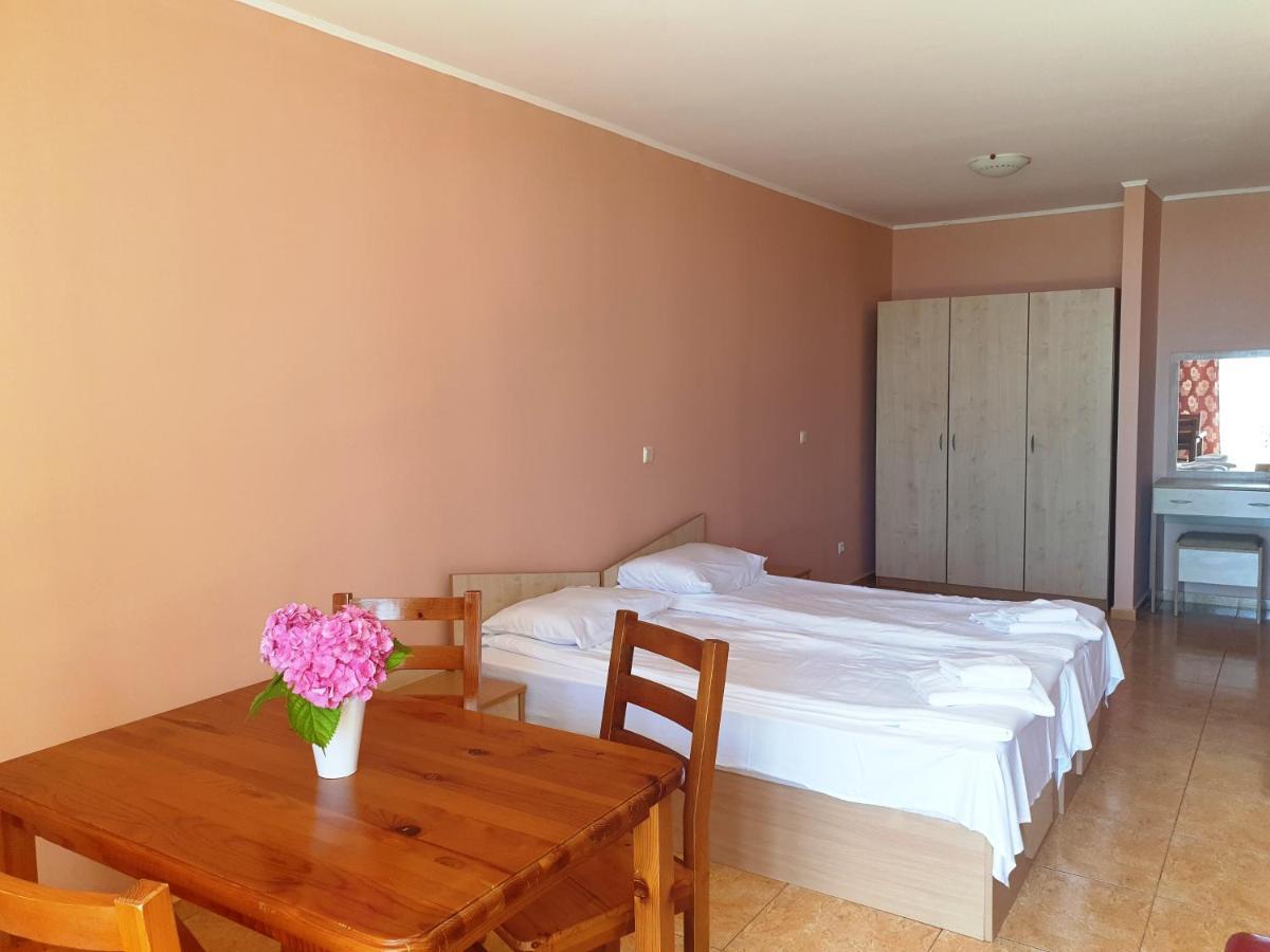 Dolce Vita Apart Complex Aparthotel Sveti Vlas Esterno foto